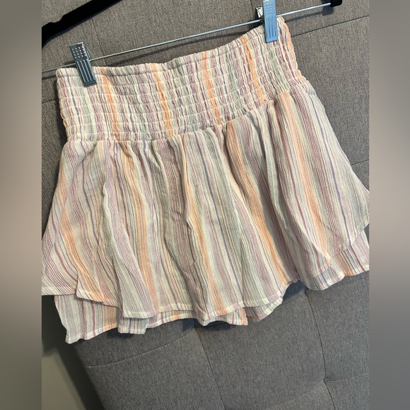 BCBG skort and top set - Picture 4 of 11